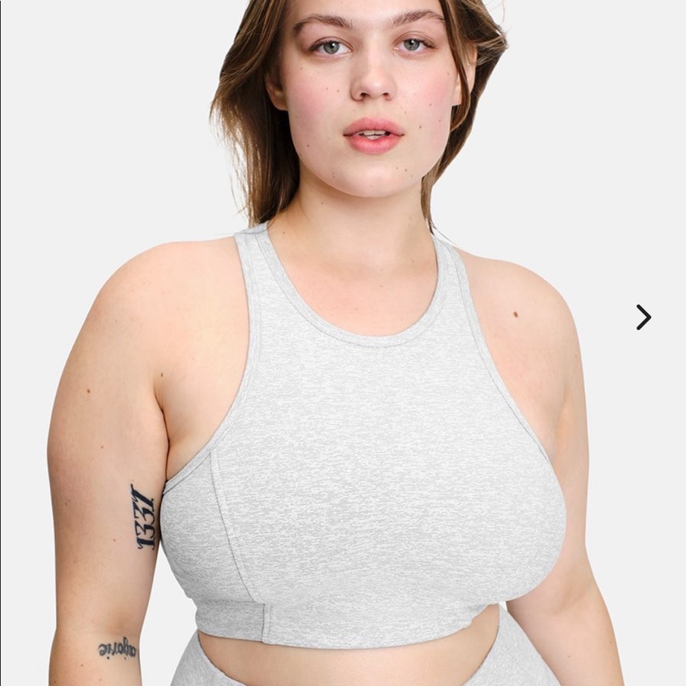 Outdoor voices “Athena crop top”